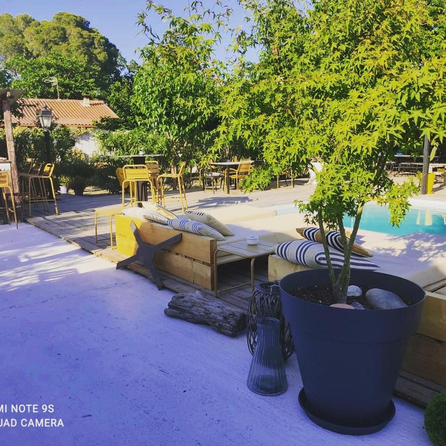 B&B La Terre Brulee Aigues-Mortes Zewnętrze zdjęcie